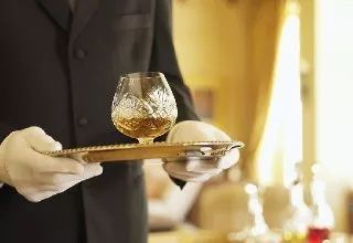 酒店管理的“味蕾藝術” 餐飲管理的核心價值與實踐路徑